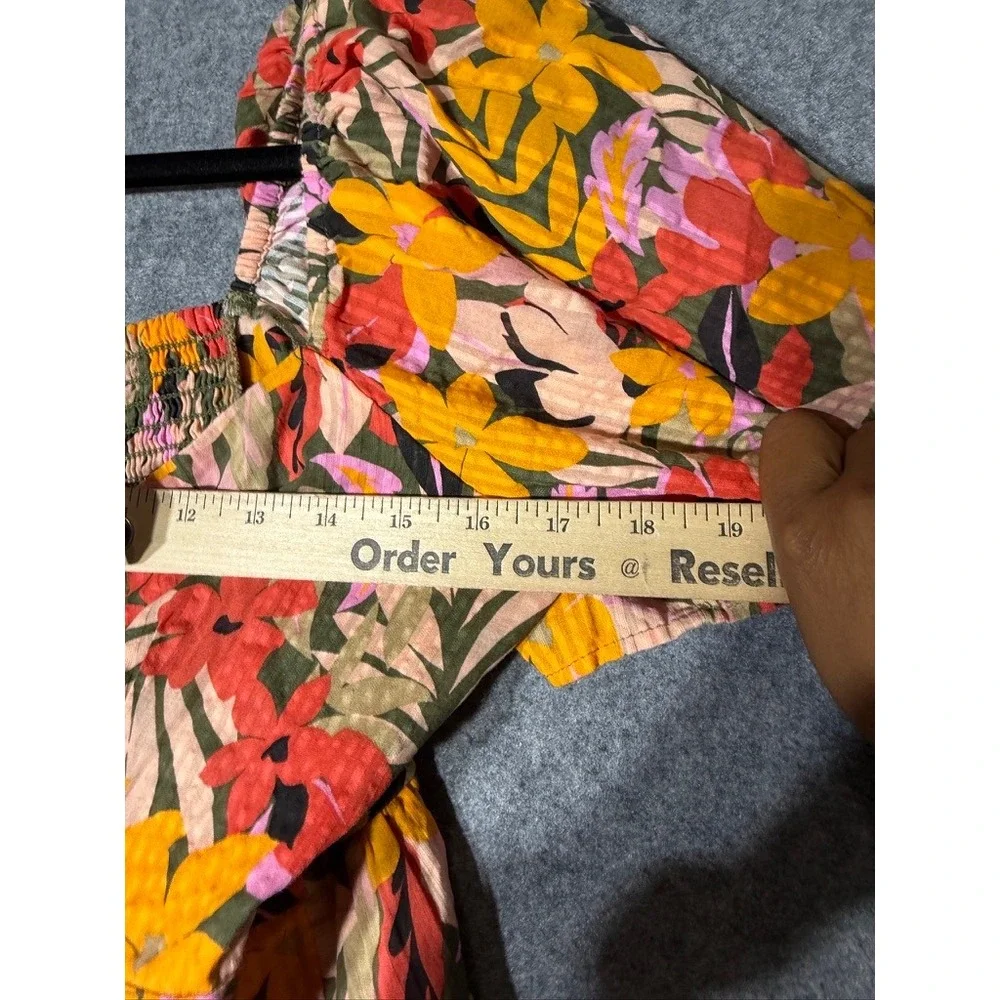 LOFT Floral Puff Sleeve Peplum Top Medium Tropical V-Neck Smocked Back Cotton